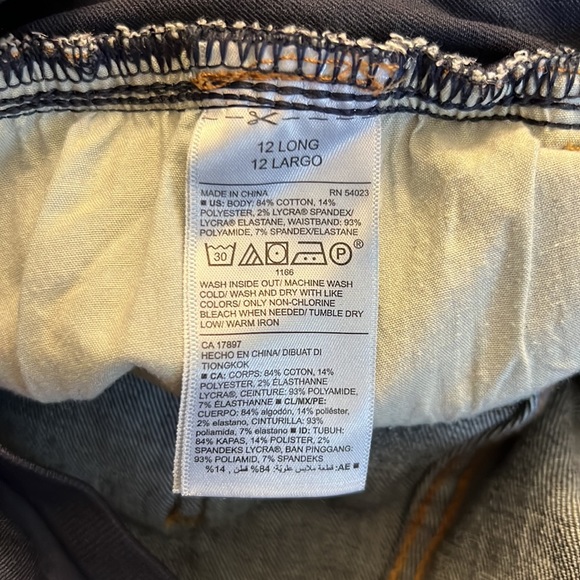 Old Navy Maternity Full Panel Bootcut Jeans - 12 Tall - Picture 6 of 6